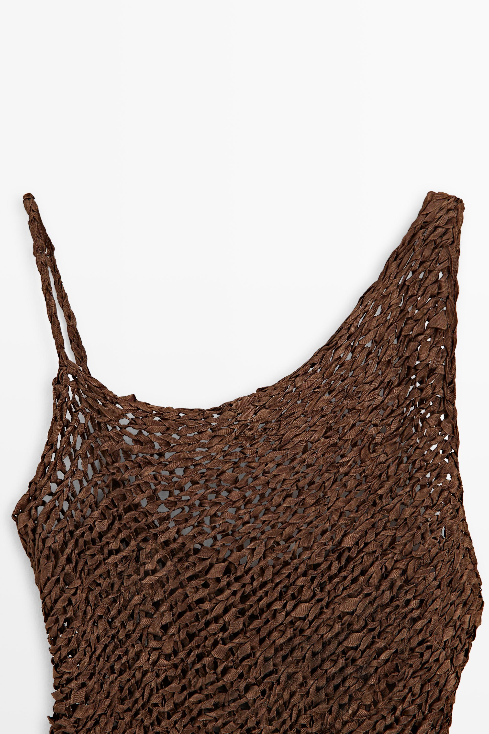 Open-knit asymmetric top - STUDIO